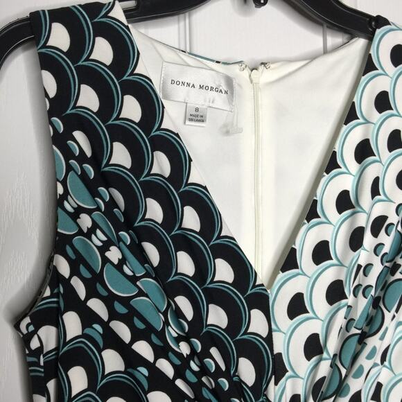 Donna Morgan Sleeveless Sheath Dress Twisted Front V-Neckline Printed Size 8 - Picture 4 of 8